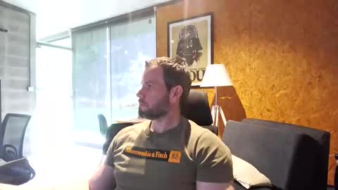 shad0w_hunter online show from 8, 11, 2025