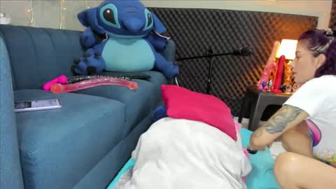 Snapshot of shadia_squirt chatting on 3, 10, 2025 shadia online show from 3, 10, 2025