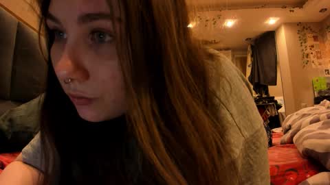 Snapshot of shadow_raffi chatting on 4, 10, 2025 shadow_raffi online show from 4, 10, 2025