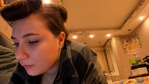 Snapshot of shadow_raffi chatting on 1, 11, 2025 shadow_raffi online show from 1, 11, 2025