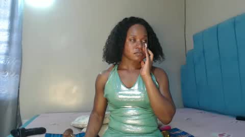 Snapshot of shadow_sweets chatting on 6, 3, 2025 Shadow online show from 6, 3, 2025