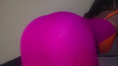 Snapshot of shadow_sweets chatting on 28, 9, 2025 Shadow online show from 28, 9, 2025