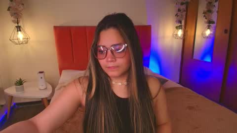 Shadya online show from 10, 4, 2026