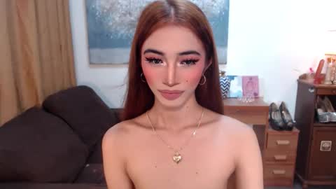 Snapshot of shaina_cummer chatting on 19, 12, 2025 shaina online show from 19, 12, 2025