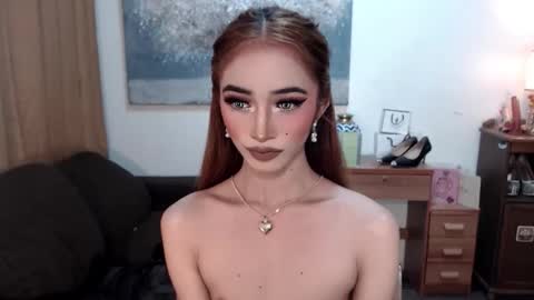 Snapshot of shaina_cummer chatting on 7, 1, 2026 shaina online show from 7, 1, 2026