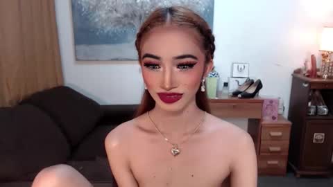 Snapshot of shaina_cummer chatting on 7, 1, 2026 shaina online show from 7, 1, 2026