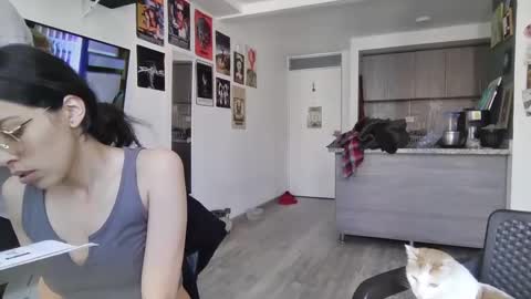Snapshot of shamelesss_ chatting on 2, 2, 2025 shamelesss_ online show from 2, 2, 2025
