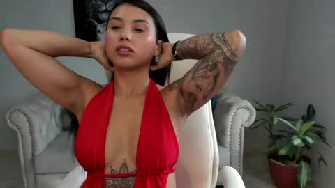 Snapshot of shanabellucy chatting on 25, 2, 2025 onlyfans shanabellucy online show from 25, 2, 2025
