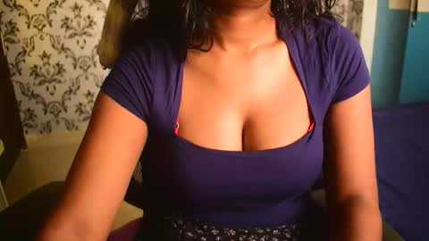 Snapshot of shanaya_indian chatting on 21, 11, 2025 shanaya indian online show from 21, 11, 2025