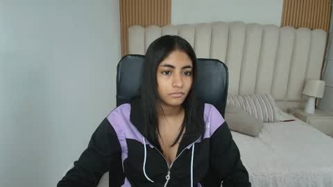 shanelle online show from 9, 4, 2026