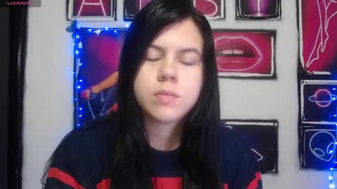 Shanell Moore online show from 5, 3, 2025