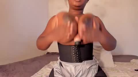 Danna online show from 11, 10, 2025