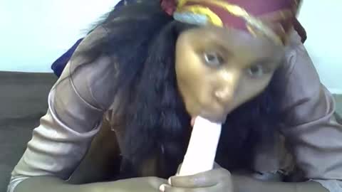 shanizz online show from 5, 10, 2025