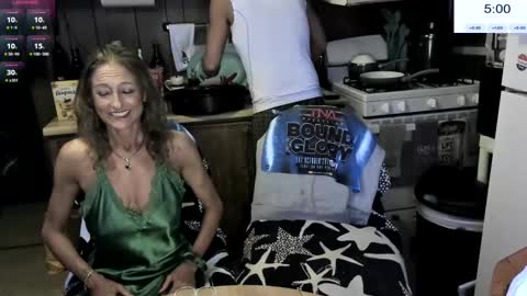 Snapshot of shannahand420 chatting on 25, 12, 2024 ShanNikki420 online show from 25, 12, 2024
