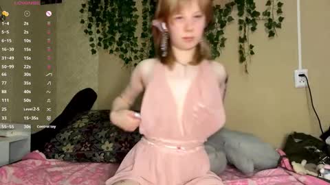 Snapshot of shantaeburleson chatting on 18, 11, 2025 Kristin online show from 18, 11, 2025