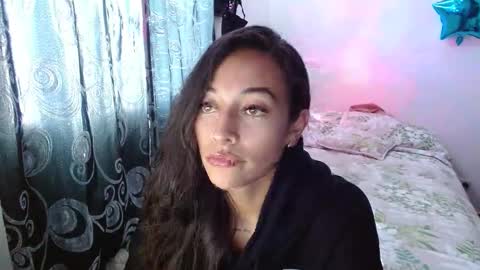 shantal_d01 online show from 30, 9, 2025