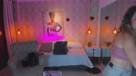 Shantal online show from 25, 2, 2026