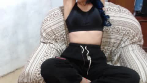 Snapshot of shanyflores5 chatting on 18, 2, 2026 shanyflores5 online show from 18, 2, 2026