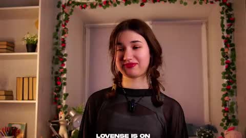 Ivy online show from 4, 12, 2025