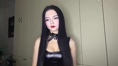 Snapshot of sharelgilvin chatting on 10, 11, 2025 sharelgilvin online show from 10, 11, 2025