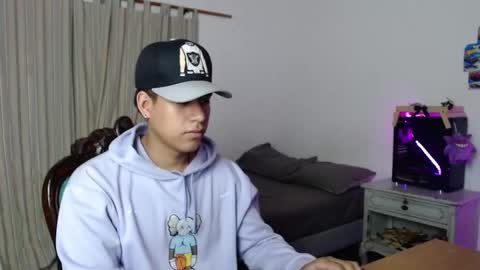 Snapshot of sharky_g chatting on 27, 9, 2025 Frqnko online show from 27, 9, 2025