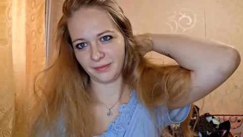 Snapshot of sharlalaskin chatting on 15, 10, 2025 Annie online show from 15, 10, 2025