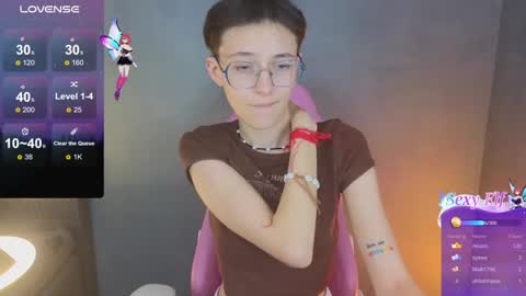 Snapshot of sharli_rose chatting on 11, 12, 2024 Sharli online show from 11, 12, 2024