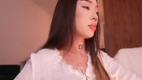 Snapshot of sharlin_13 chatting on 22, 7, 2026 Sharlin online show from 22, 7, 2026