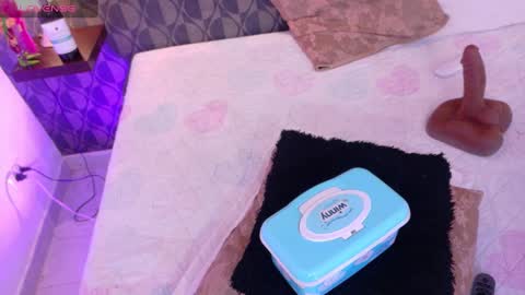 Sharom  online show from 3, 2, 2025