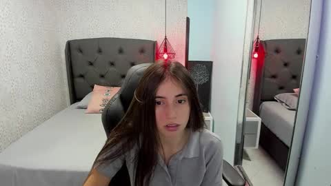 Snapshot of sharonblake5 chatting on 24, 9, 2025 M A G N O online show from 24, 9, 2025