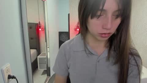 Snapshot of sharonblake5 chatting on 24, 11, 2025 M A G N O online show from 24, 11, 2025