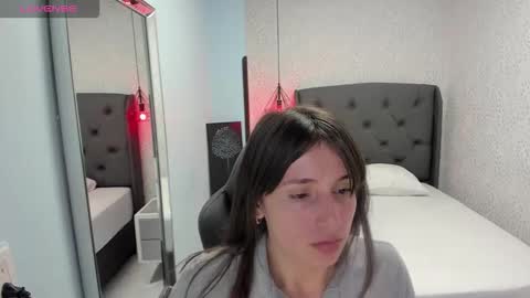 Snapshot of sharonblake5 chatting on 28, 11, 2025 M A G N O online show from 28, 11, 2025