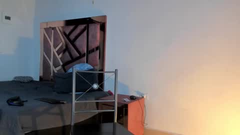 Snapshot of sharondeluxe chatting on 4, 11, 2025 SHARONDELUXE online show from 4, 11, 2025