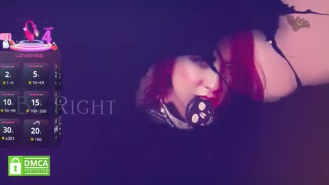 Snapshot of sharoon_gold chatting on 2, 11, 2025 Your mistress Sharon  online show from 2, 11, 2025