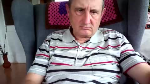 Snapshot of sharpshoder chatting on 17, 6, 2026 Peter online show from 17, 6, 2026