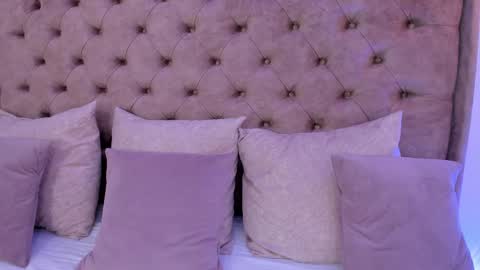 Snapshot of shatall_rouge chatting on 25, 1, 2025 Shantall online show from 25, 1, 2025