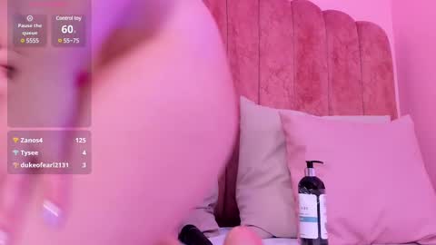 Snapshot of shatall_rouge chatting on 27, 1, 2025 Shantall online show from 27, 1, 2025