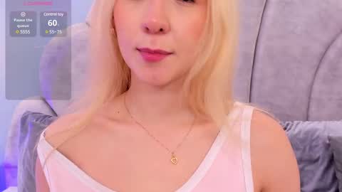 Snapshot of shatall_rouge chatting on 1, 2, 2025 Shantall online show from 1, 2, 2025