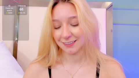 Snapshot of shatall_rouge chatting on 4, 2, 2025 Shantall online show from 4, 2, 2025