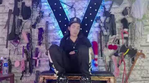 Snapshot of shatta_bdsm chatting on 23, 7, 2026 shatta_bdsm online show from 23, 7, 2026