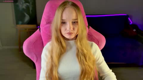 Snapshot of shawty_mia chatting on 18, 11, 2025 Shawty Mia online show from 18, 11, 2025