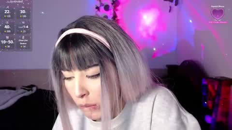 Shayla 3 online show from 15, 9, 2025