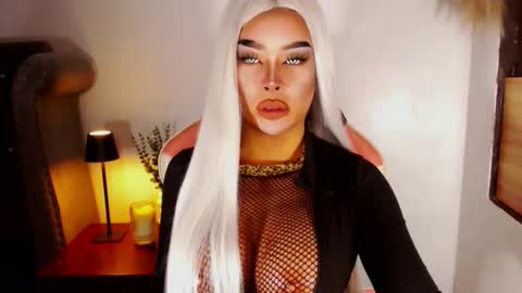 sheenafrost online show from 22, 3, 2026