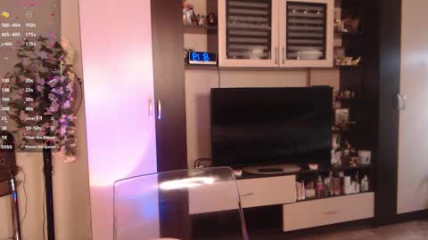 Snapshot of sheilaryan chatting on 23, 10, 2025 Sheila GMT 2 Tuesday Wednesday Friday Saturday Sunday- 8 5 online show from 23, 10, 2025