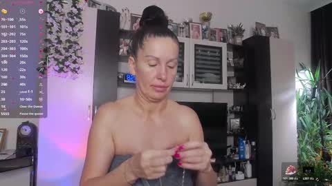 Snapshot of sheilaryan chatting on 28, 2, 2026 Sheila GMT 2 Tuesday Wednesday Friday Saturday Sunday- 8 5 online show from 28, 2, 2026