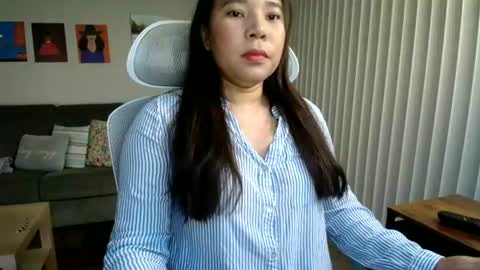 Snapshot of sheilyn_smith chatting on 23, 6, 2026 sheilyn_smith online show from 23, 6, 2026