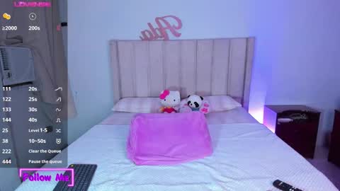 Danna   online show from 27, 2, 2026