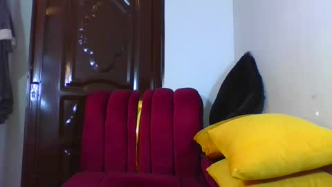 shelia420715 online show from 13, 4, 2026