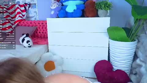 Snapshot of sheliamuyres chatting on 7, 7, 2026 Lina online show from 7, 7, 2026