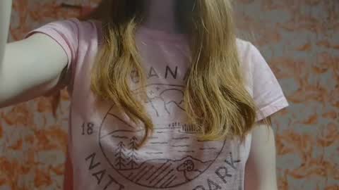 Erika online show from 18, 2, 2025